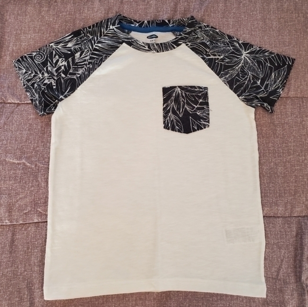 NWOT Old Navy short sleeve tshirt